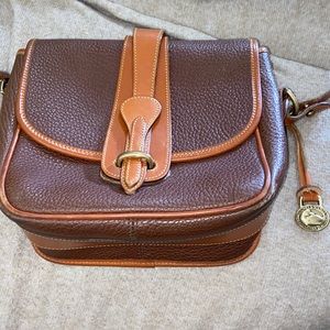 Vintage Dooney & Bourke cross body bag